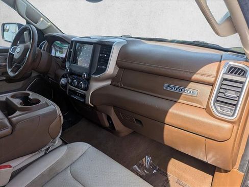 Used 2020 RAM 1500 Laramie AWD/4WD image 19