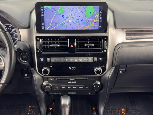 Used 2023 Lexus GX 460 Premium image 25
