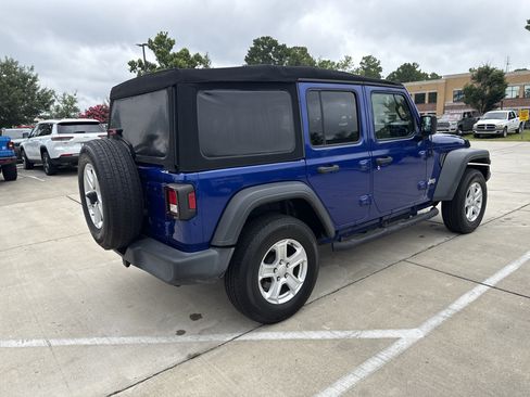 Used 2020 Jeep Wrangler Unlimited Sport S AWD/4WD image 9