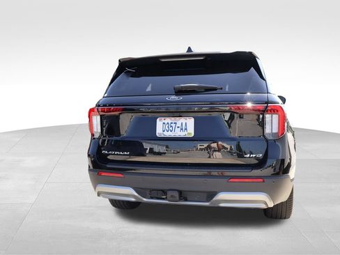 Used 2025 Ford Explorer Platinum w/ LUX Leather Package AWD/4WD image 17