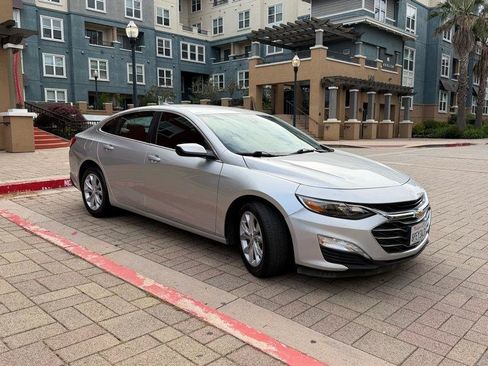 Used 2020 Chevrolet Malibu LT FWD image 11
