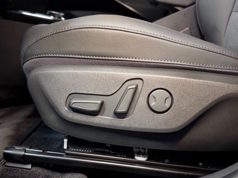 Used 2024 Kia Niro Wind FWD image 6