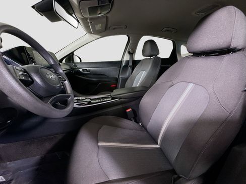 Used 2021 Hyundai Sonata SE w/ Preferred Accessory Package image 21