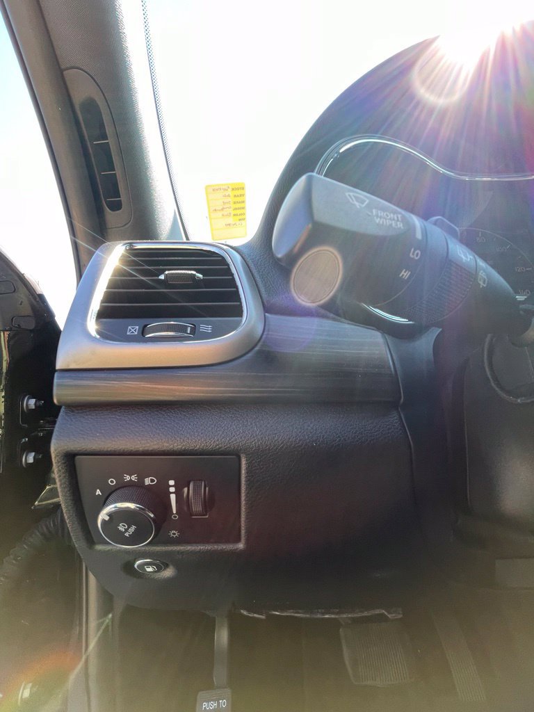Used 2020 Jeep Grand Cherokee Altitude AWD/4WD image 12