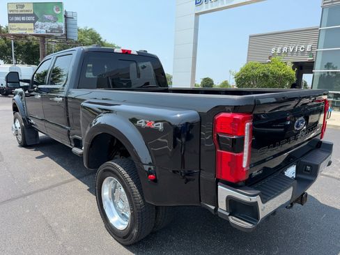Used 2023 Ford F450 Lariat w/ Lariat Ultimate Package AWD/4WD image 8
