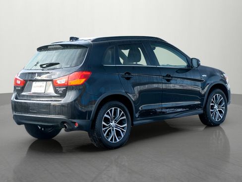 Used 2017 Mitsubishi Outlander Sport SEL image 7