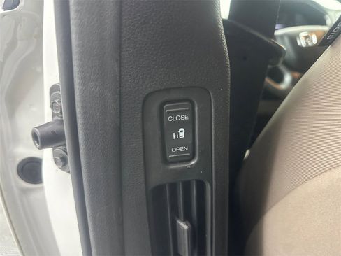 Used 2020 Honda Odyssey EX image 22