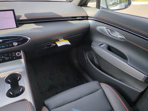 Certified 2026 Genesis GV70 2.5T Sport Prestige AWD/4WD image 15