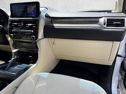Used 2023 Lexus GX 460 Premium AWD/4WD image 28