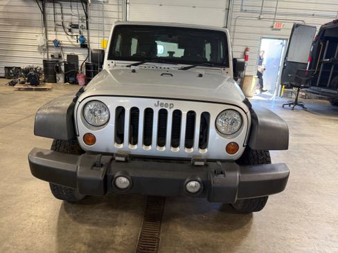 Used 2012 Jeep Wrangler Unlimited Sport AWD/4WD image 49