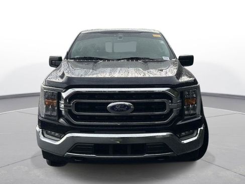 Used 2022 Ford F150 XLT w/ Equipment Group 302A High AWD/4WD image 3