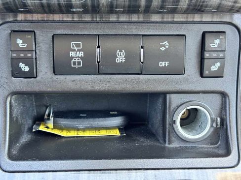 Used 2014 Chevrolet Traverse LT FWD image 52