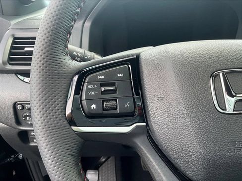 New 2026 Honda Ridgeline Black Edition image 28