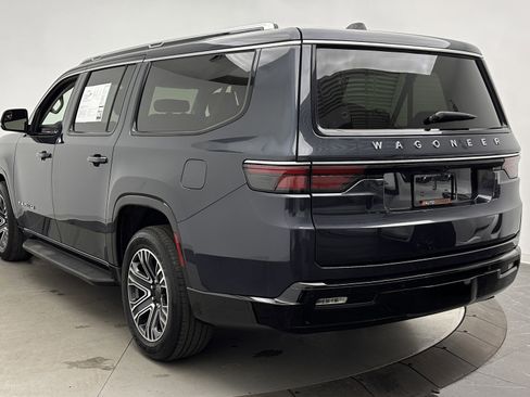 Used 2024 Jeep Wagoneer L Series II w/ Flexible Seating Group image 6