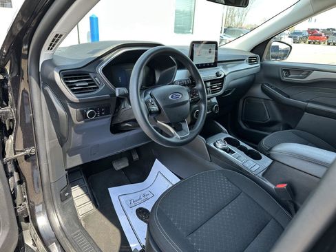 Used 2025 Ford Escape Active AWD/4WD image 20