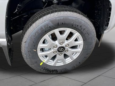 New 2026 Toyota Tacoma SR5 AWD/4WD image 12