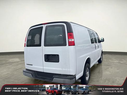 Used 2024 Chevrolet Express 2500 w/ Driver Convenience Package image 6