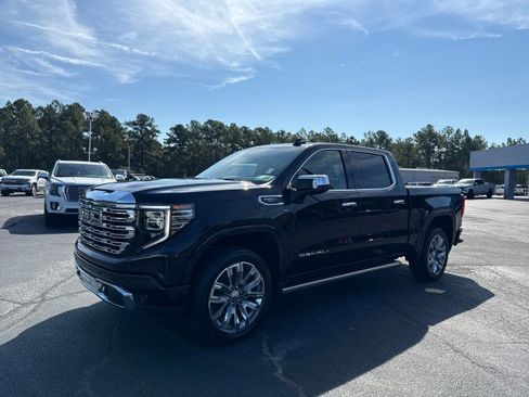 New 2026 GMC Sierra 1500 Denali w/ Denali Reserve Package image 9