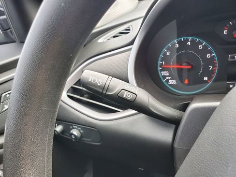 Used 2022 Chevrolet Malibu LT image 15