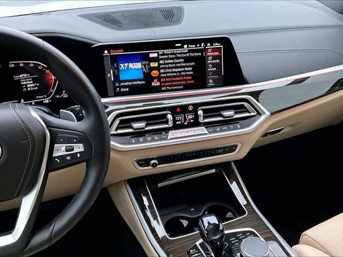 Used 2021 BMW X5 xDrive40i w/ Premium Package 3 image 5