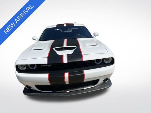 Used 2022 Dodge Challenger R/T Scat Pack RWD image 8