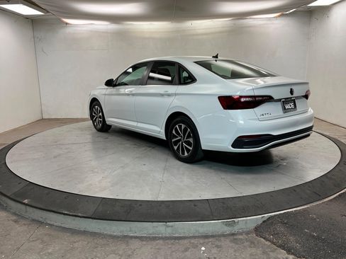 Used 2024 Volkswagen Jetta S image 3
