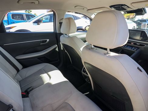 Used 2021 Hyundai Sonata Blue image 16