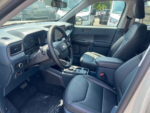 New 2025 Ford Maverick Lariat w/ Black Appearance Package image 14