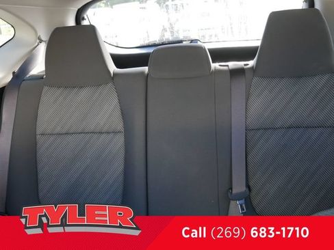 Used 2024 Kia Seltos LX AWD/4WD image 35