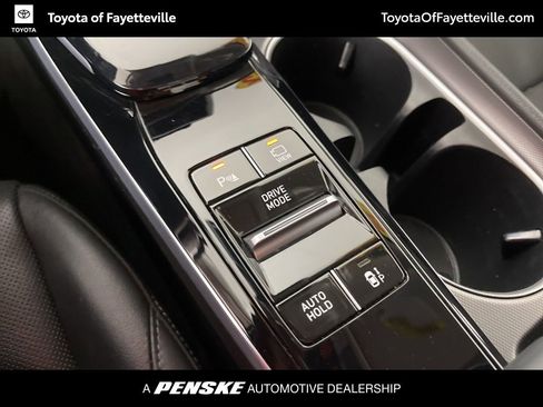 Used 2022 Hyundai Sonata Limited image 32