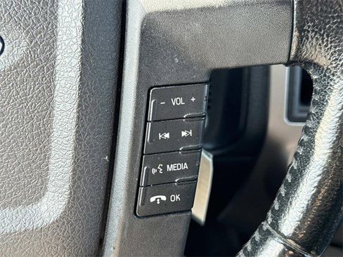 Used 2017 Ford Expedition EL XLT image 23