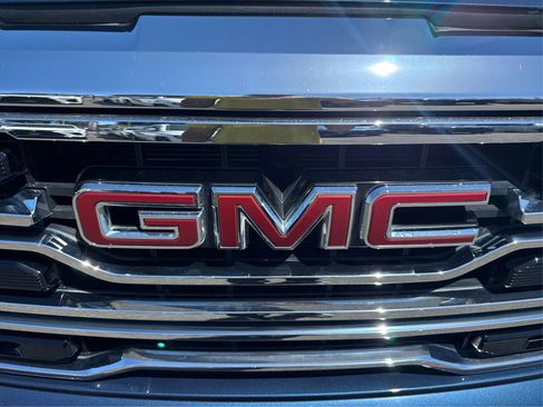 Used 2022 GMC Sierra 1500 SLT w/ Max Trailering Package AWD/4WD image 29