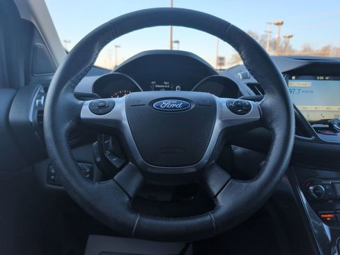 Used 2016 Ford Escape Titanium image 10