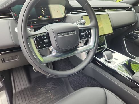 New 2026 Land Rover Range Rover Long Wheelbase SE AWD/4WD image 15