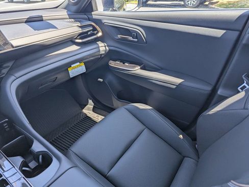 New 2026 Toyota Crown Signia AWD/4WD image 17