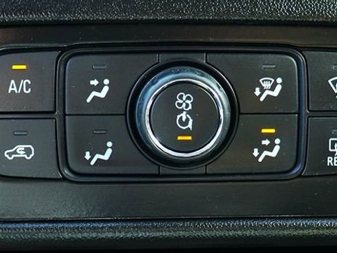 Used 2018 GMC Terrain SLE w/ Driver Convenience Package image 44