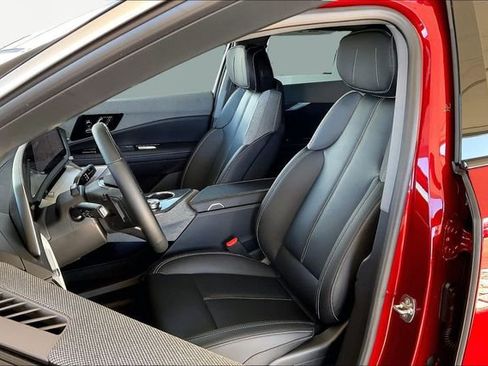 New 2026 Cadillac Optiq Luxury 1 image 10