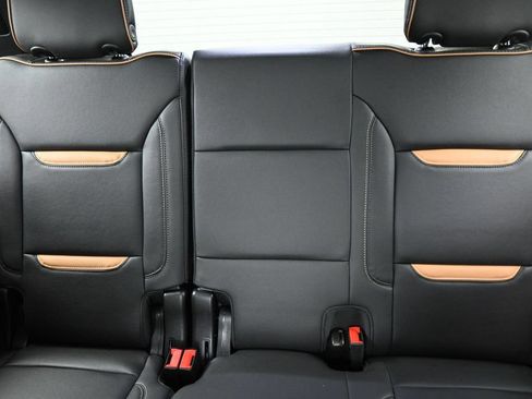 Used 2024 GMC Yukon AT4 w/ Max Trailering Package AWD/4WD image 26