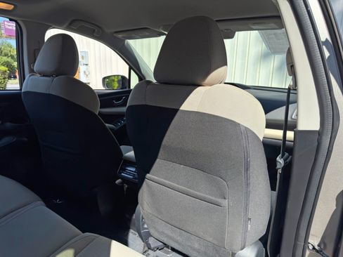 Used 2019 Subaru Ascent Premium w/ Popular Package #2 AWD/4WD image 37