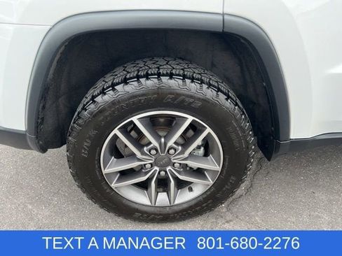 Used 2022 Jeep Grand Cherokee Limited AWD/4WD image 6