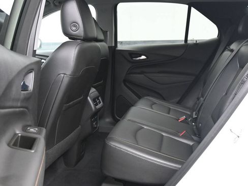 Used 2021 Chevrolet Equinox Premier FWD image 12