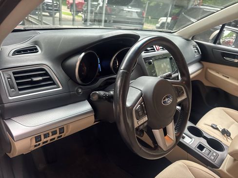 Used 2016 Subaru Outback 2.5i Premium AWD/4WD image 7