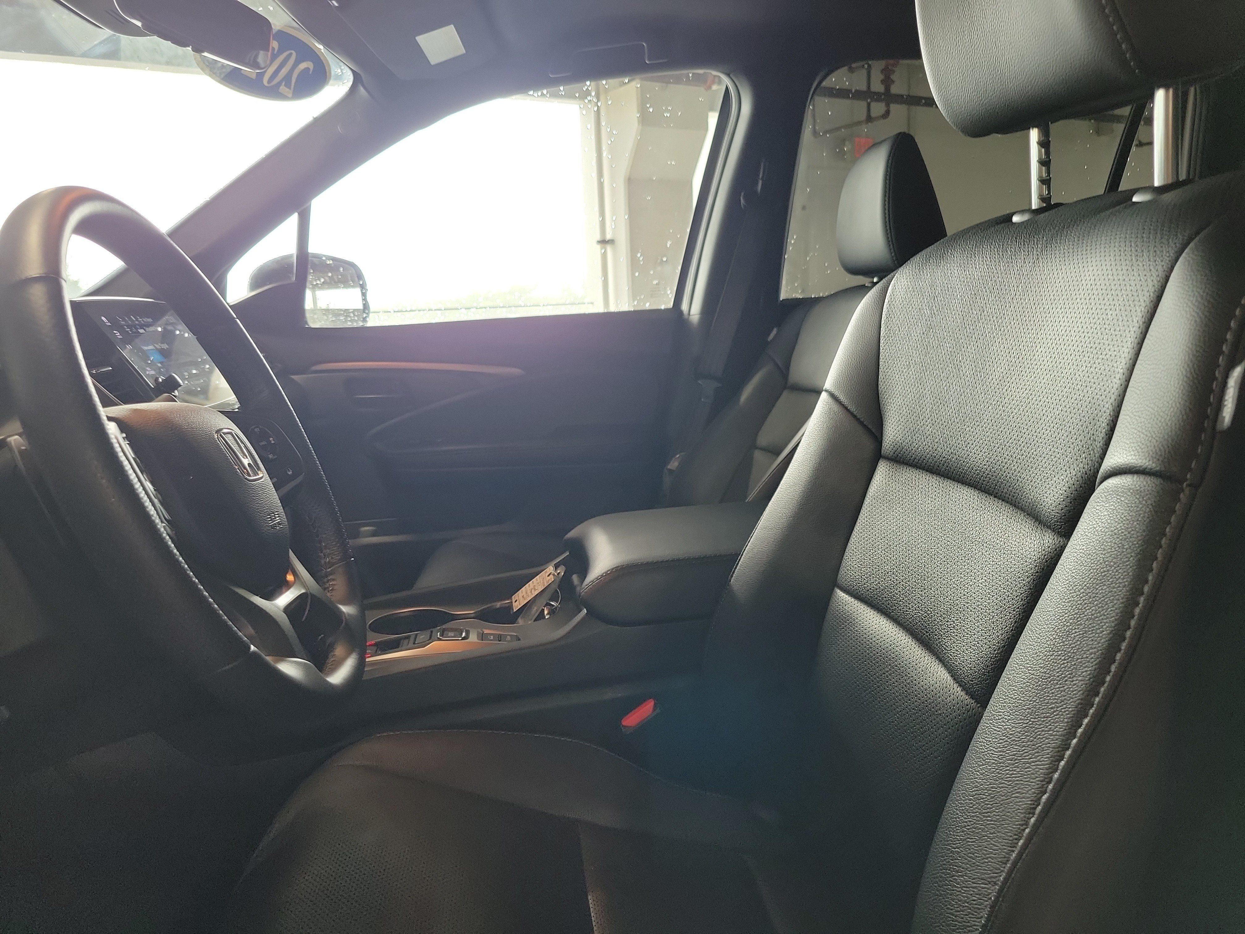 Used 2024 Honda Passport EX-L image 25