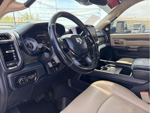 Used 2020 RAM 2500 Limited image 7