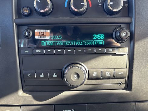 New 2025 Chevrolet Express 2500 w/ Driver Convenience Package image 19