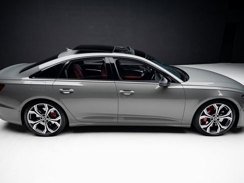 Used 2024 Audi S6 Premium Plus w/ Premium Plus Package image 34