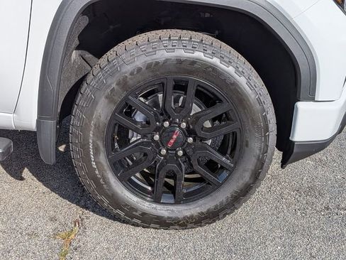 New 2026 GMC Sierra 1500 Elevation image 13