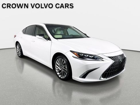 Used 2022 Lexus ES 350 Ultra Luxury w/ Accessory Package 2 FWD image 4