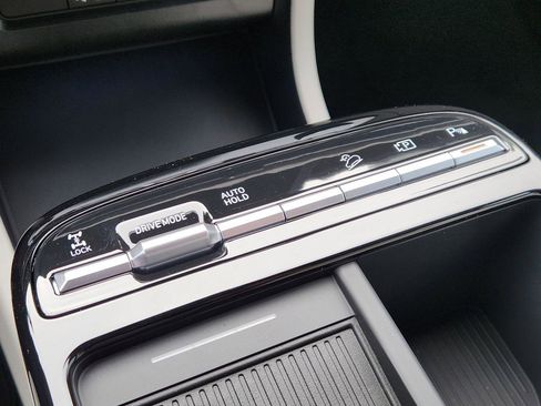 New 2026 Hyundai Tucson Limited image 19