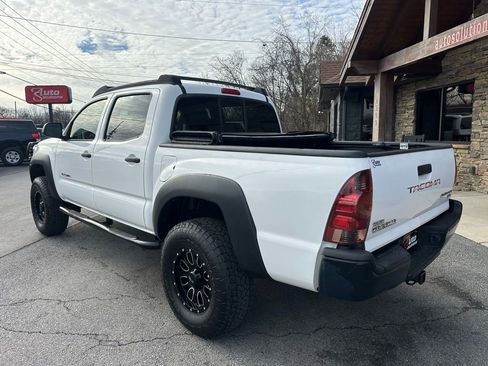 Used 2013 Toyota Tacoma PreRunner w/ Convenience Pkg image 3